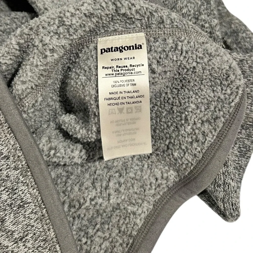 Patagonia Men's Fleece Quarter‎ Zip Pullover Sweater Gray Embroidered Logo M
